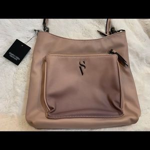 Vera Wang Crossbody bag.Tan with hombre dark tan coloring.